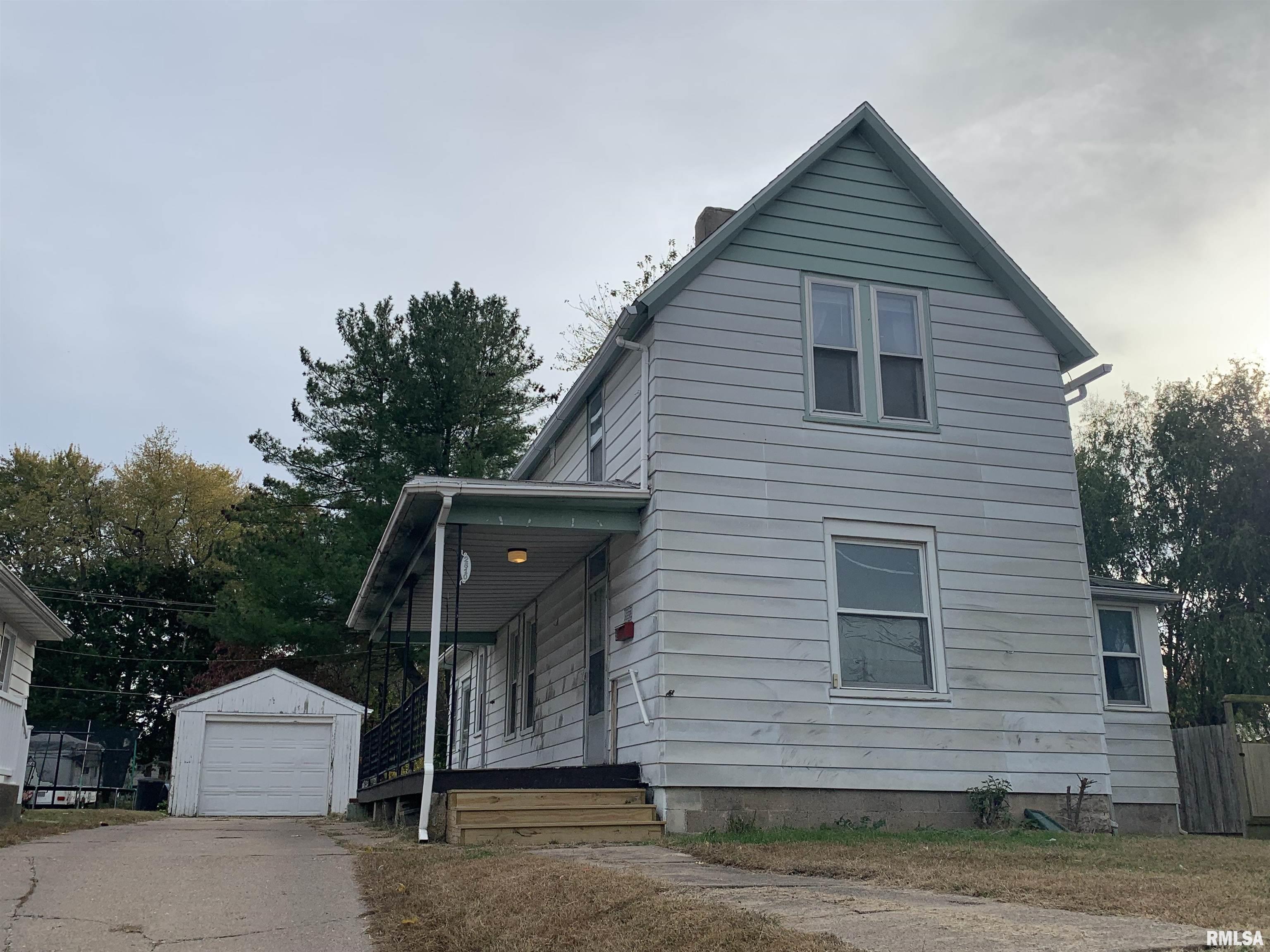 2810 Lind Street Quincy, IL 62301 - Photo 1 of 13