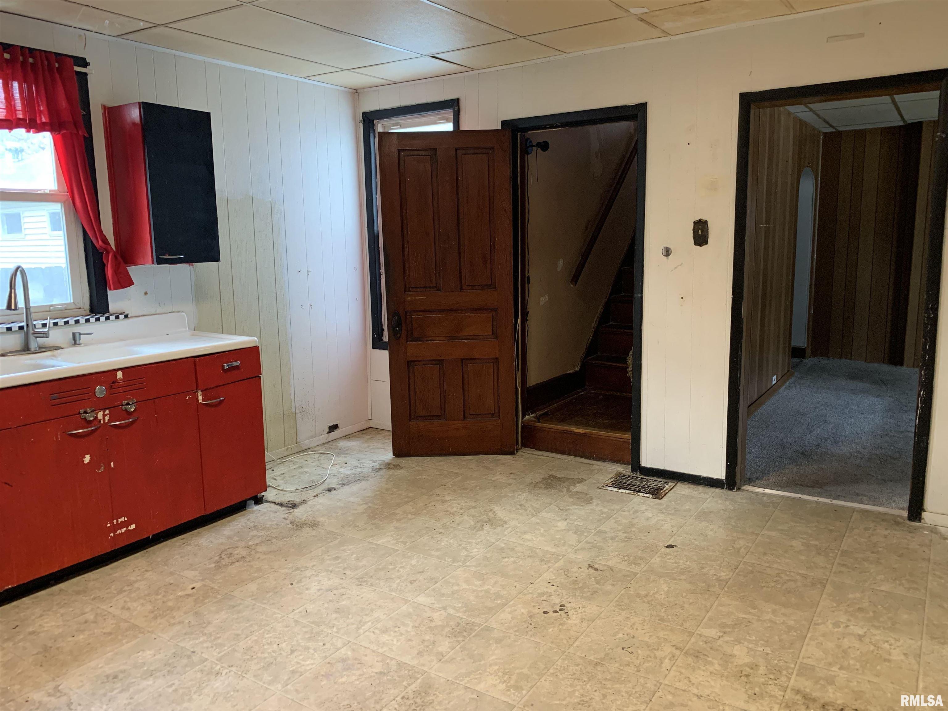 2810 Lind Street Quincy, IL 62301 - Photo 4 of 13