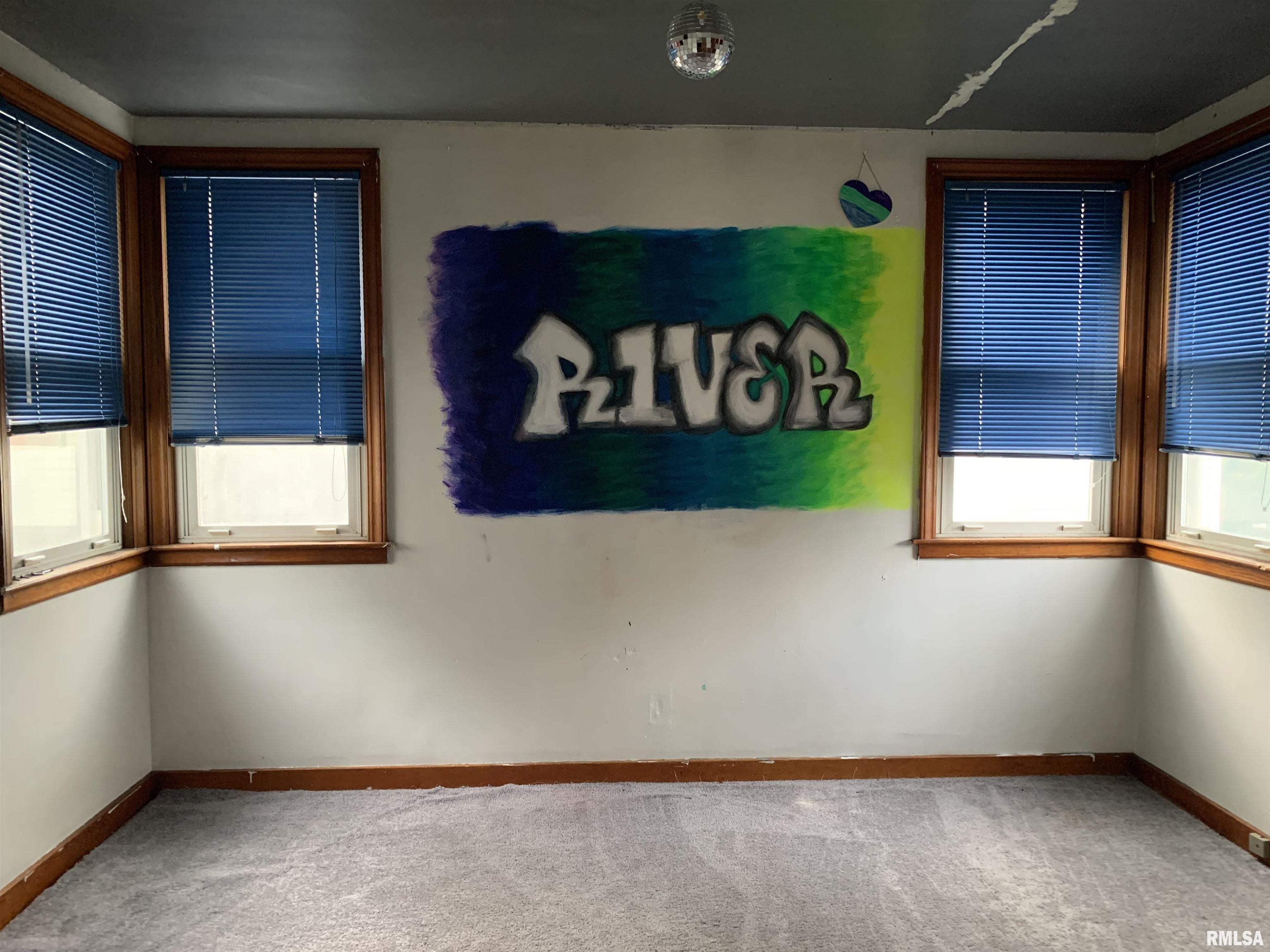 2810 Lind Street Quincy, IL 62301 - Photo 6 of 13