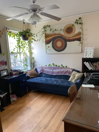 $1,795 | 7522 North Hoyne Avenue, Unit 2N, Chicago, IL 60645