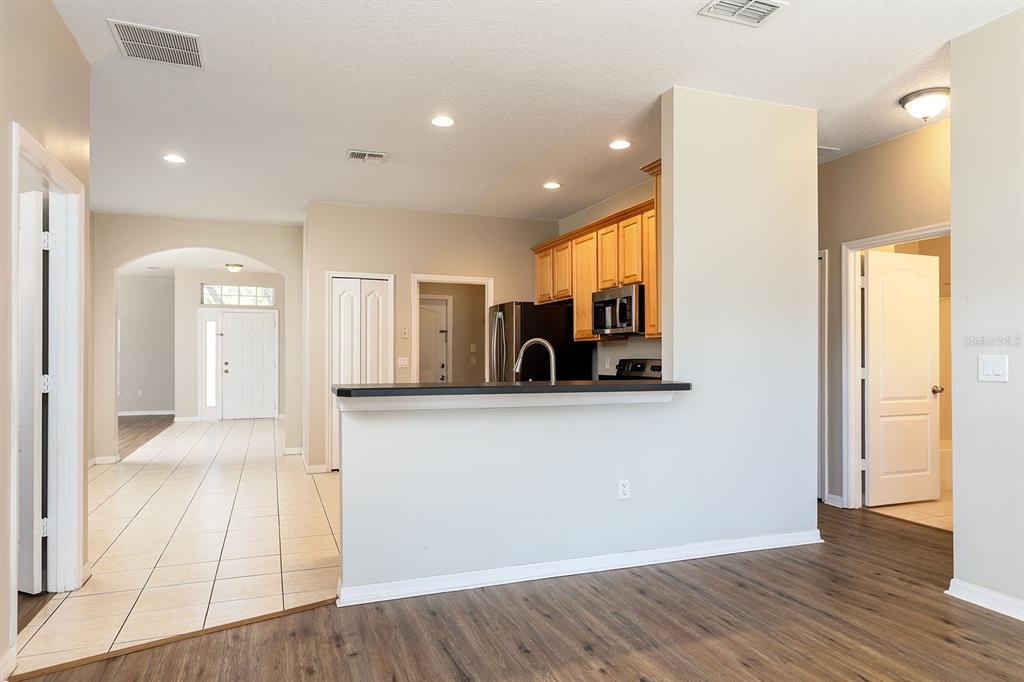 5255 Shale Ridge Trail Orlando, FL 32818 - Photo 7 of 24