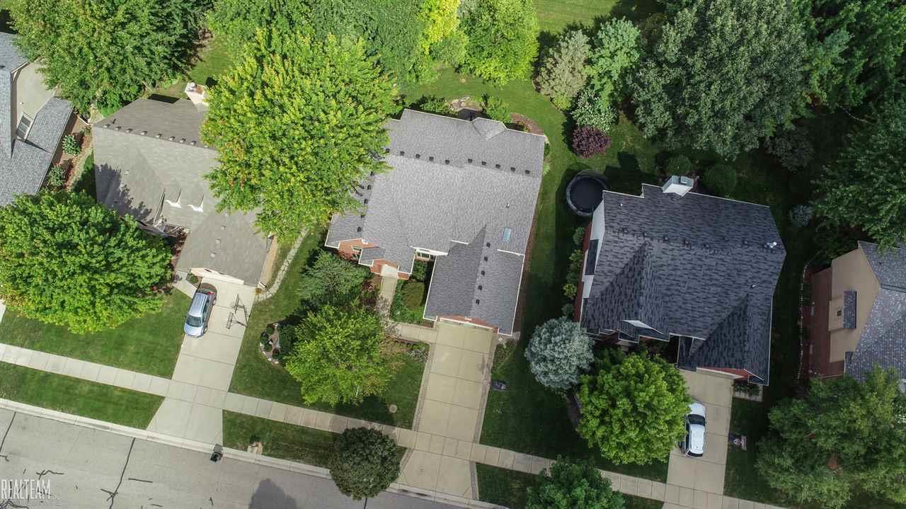 1052 Chesapeake Rochester Hills, MI 48307 - Photo 53 of 54