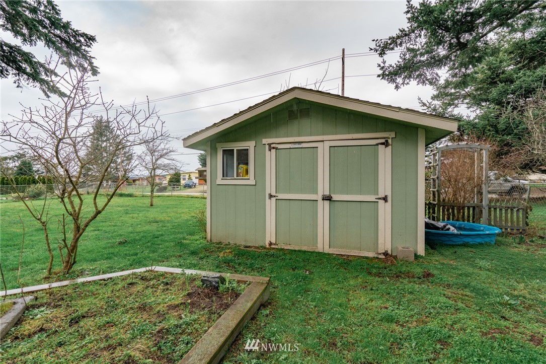 1925 Island View Road Oak Harbor, WA 98277 - Photo 18 of 20 Gallery Image 18