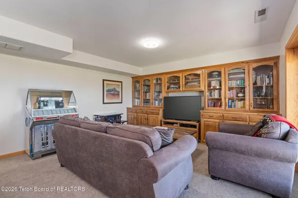 $2,200,000 | 2462 East 1000 South, Driggs, ID 83422