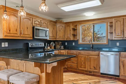 $2,200,000 | 2462 East 1000 South, Driggs, ID 83422