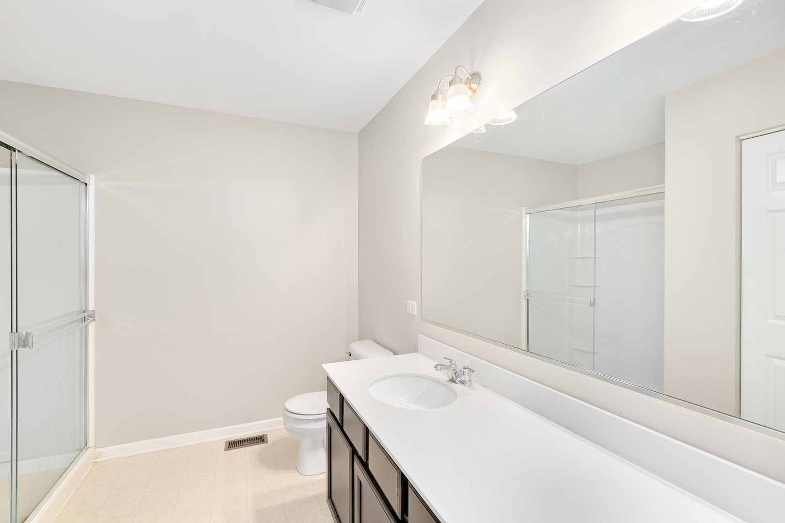 2831 Church Road Aurora, IL 60502 - Photo 22 of 27 Gallery Image 22