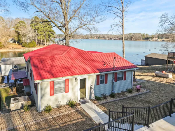 $649,000 | 500 Elk River Shores Drive, Rogersville, AL 35652