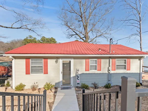$649,000 | 500 Elk River Shores Drive, Rogersville, AL 35652