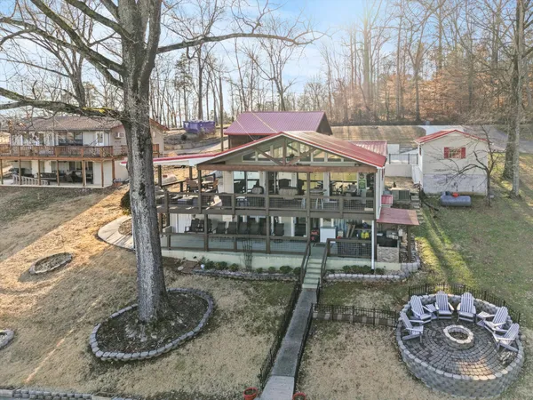 $649,000 | 500 Elk River Shores Drive, Rogersville, AL 35652