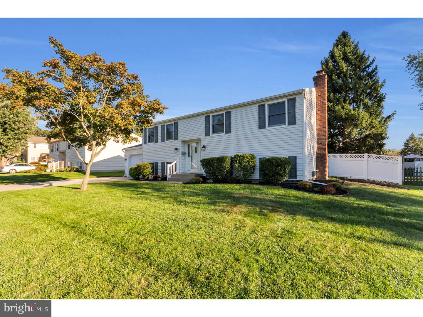 19 Brandywine Road Clementon, NJ 08021 - Photo 2 of 24