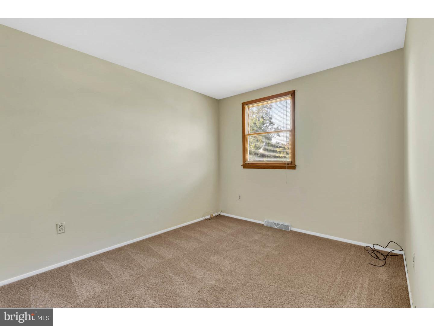 19 Brandywine Road Clementon, NJ 08021 - Photo 11 of 24