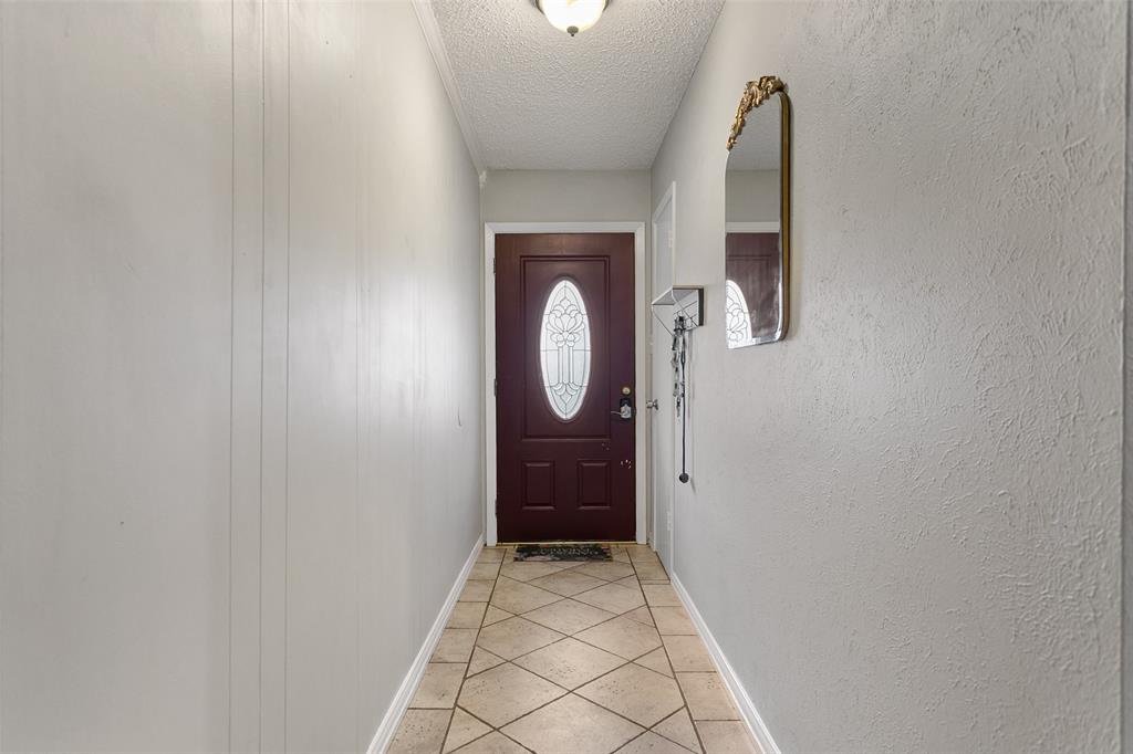 6608 Mccoy Court Watauga, TX 76148 - Photo 3 of 26