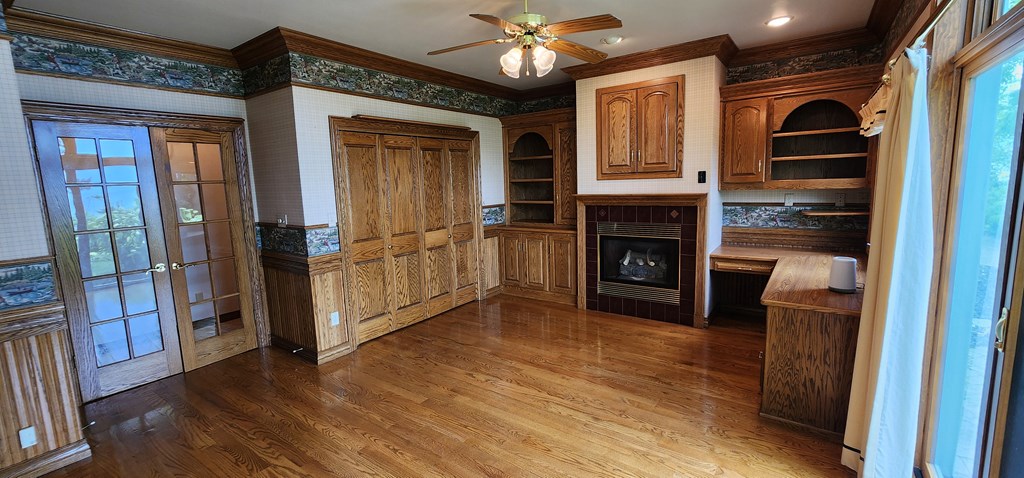 1461 North Bayshore Road Brussels, WI 54204 - Photo 33 of 70 Den/Office