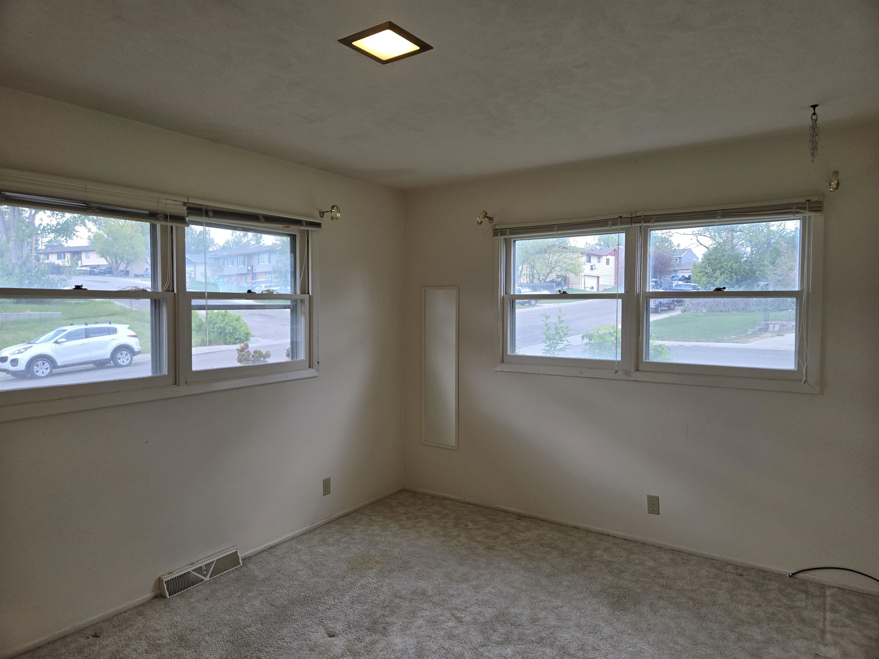 3521 Navarre Road Casper, WY 82604 - Photo 17 of 36