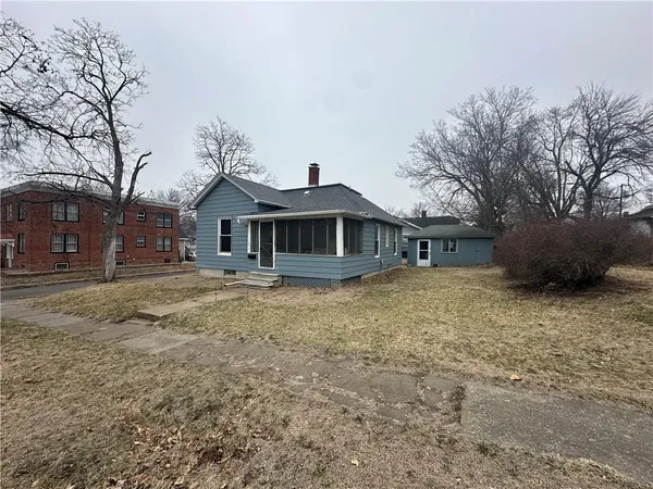 $135,000 | 421 West 3rd, Maryville, MO 64468