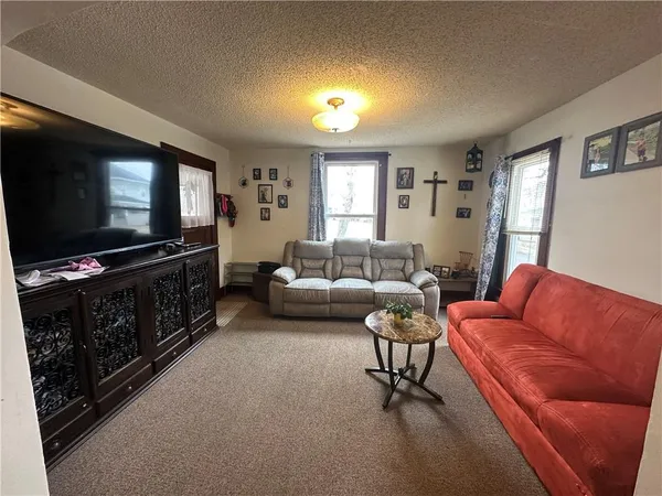 $135,000 | 421 West 3rd, Maryville, MO 64468