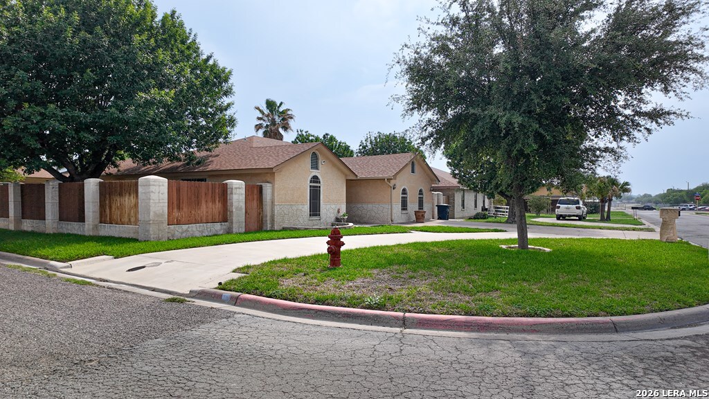 2218 Royal Park Drive Eagle Pass, TX 78852 - Photo 58 of 59