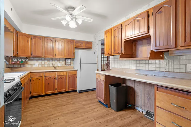 $350,000 | 2103 Maple Road, Joliet, IL 60432