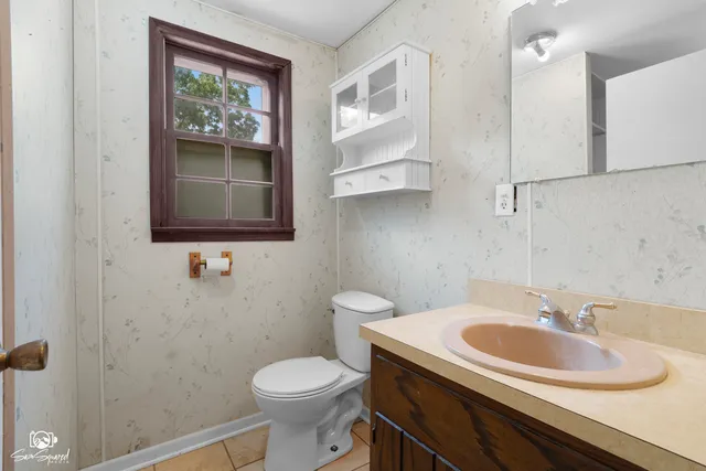 $350,000 | 2103 Maple Road, Joliet, IL 60432