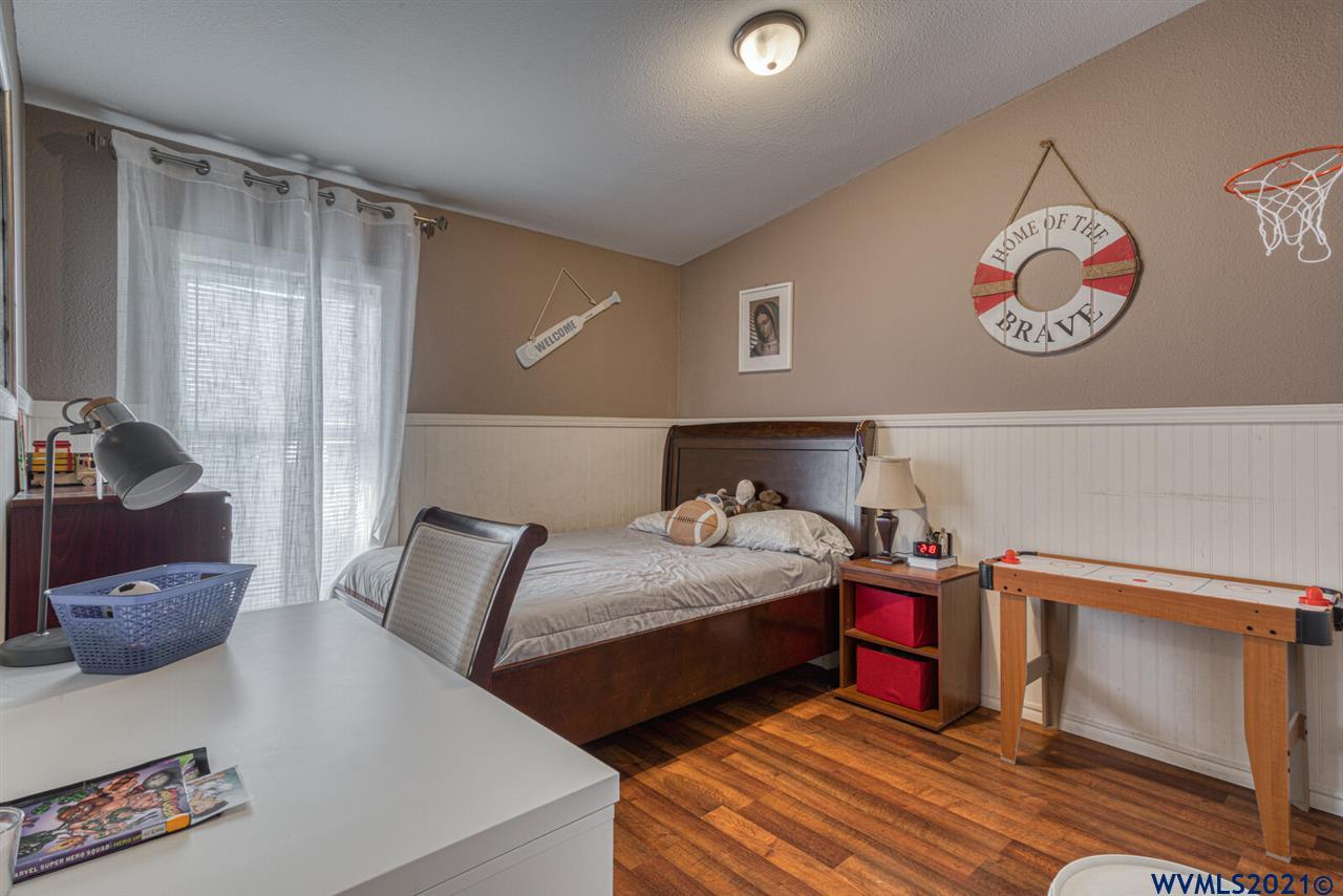 4987 Wind Spring Way Northeast Salem, OR 97301 - Photo 26 of 35