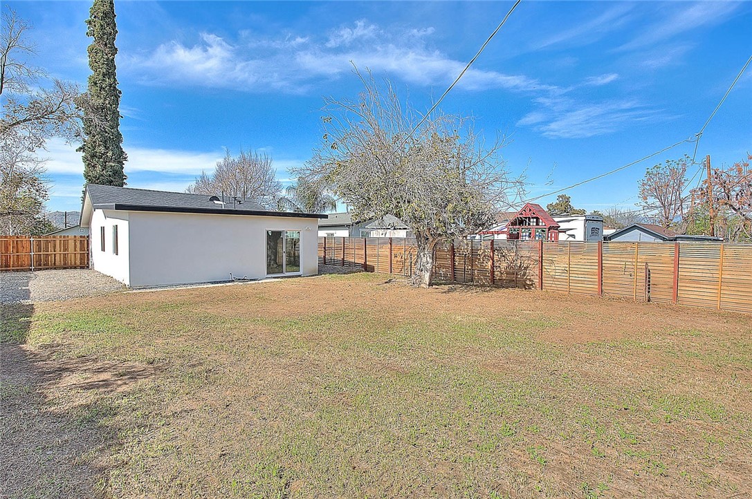 4472 Forest Street Riverside, CA 92507 - Photo 20 of 24
