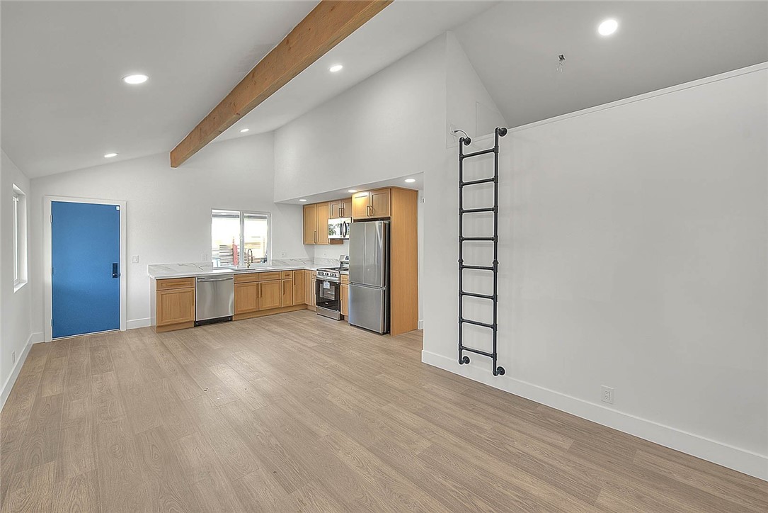 4472 Forest Street Riverside, CA 92507 - Photo 4 of 24