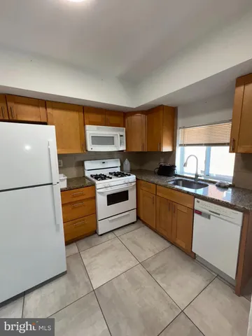 $1,500 | 1221 Snyder Avenue, Unit 2, Philadelphia, PA 19148