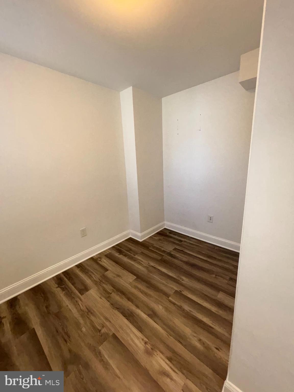 1221 Snyder Avenue, Unit 2 Philadelphia, PA 19148 - Photo 11 of 15