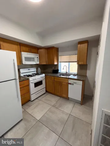 $1,500 | 1221 Snyder Avenue, Unit 2, Philadelphia, PA 19148