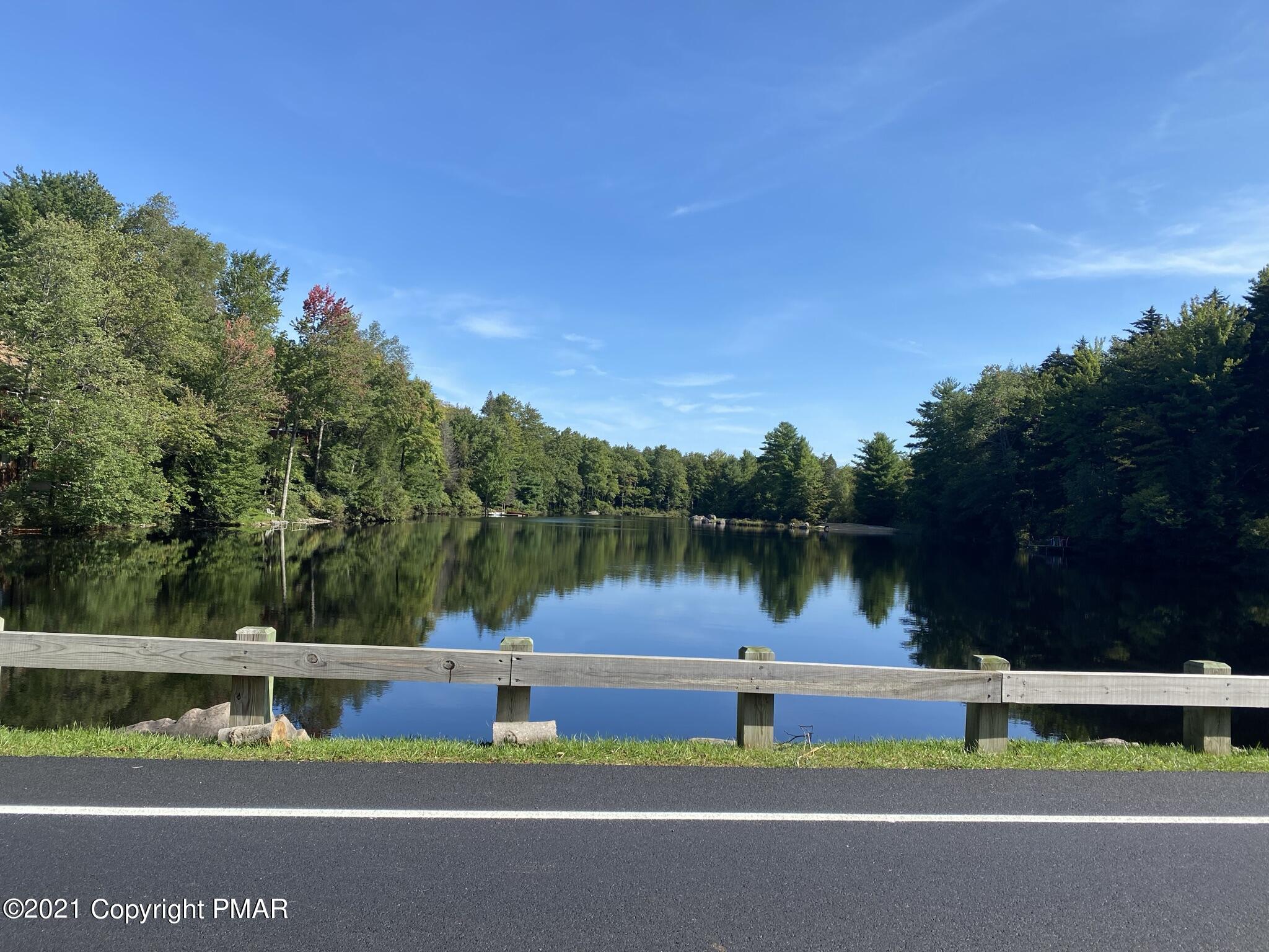 1194 Deer Run Pocono Pines, PA 18350 - Photo 13 of 14 a view of lake