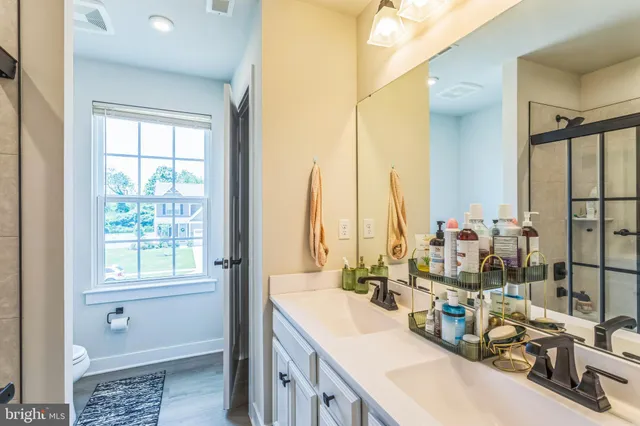 $720,000 | 96 Kingsberry Lane, Woodstown, NJ 08098