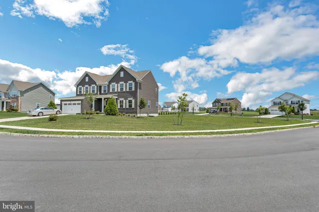 $720,000 | 96 Kingsberry Lane, Woodstown, NJ 08098