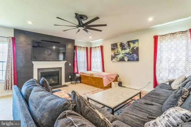 $720,000 | 96 Kingsberry Lane, Woodstown, NJ 08098