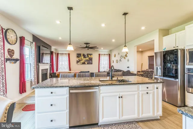 $720,000 | 96 Kingsberry Lane, Woodstown, NJ 08098