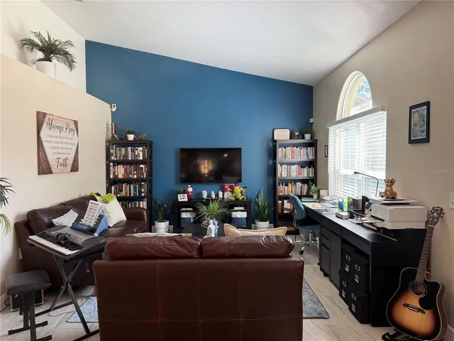 $460,000 | 4528 River Close Boulevard, Valrico, FL 33596