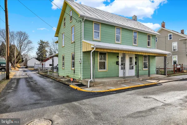 $329,900 | 23-25 North Front Street, Womelsdorf, PA 19567