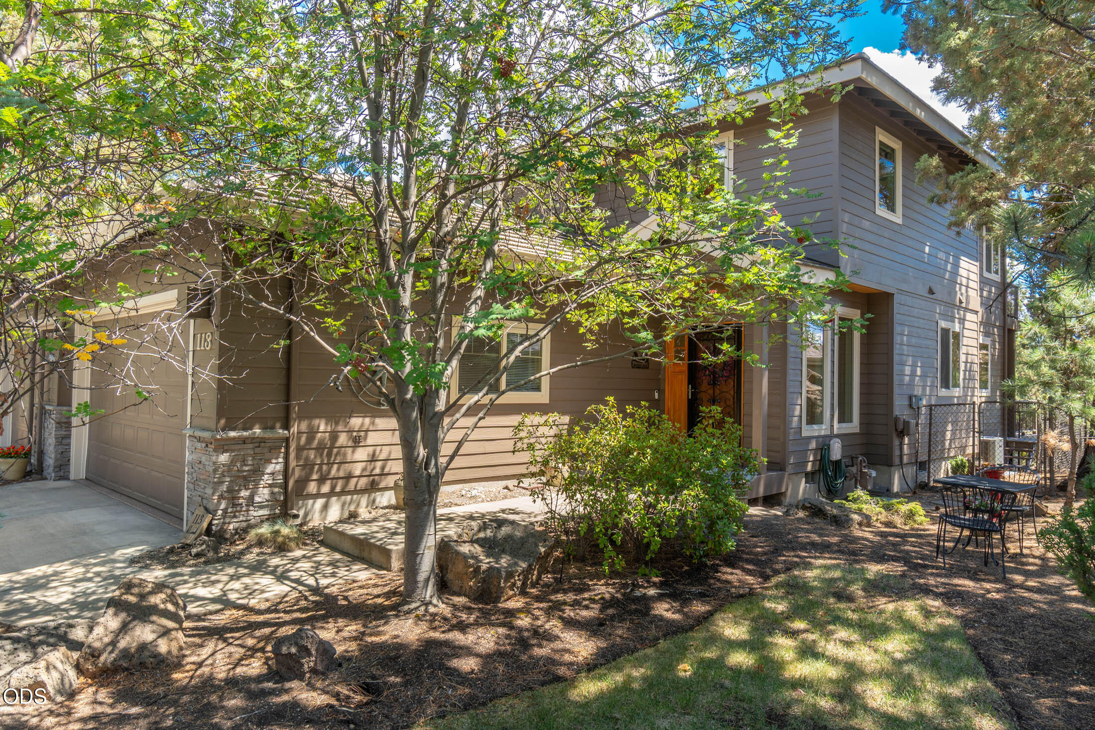113 Northwest Gander Court Bend, OR 97703 - Photo 4 of 37
