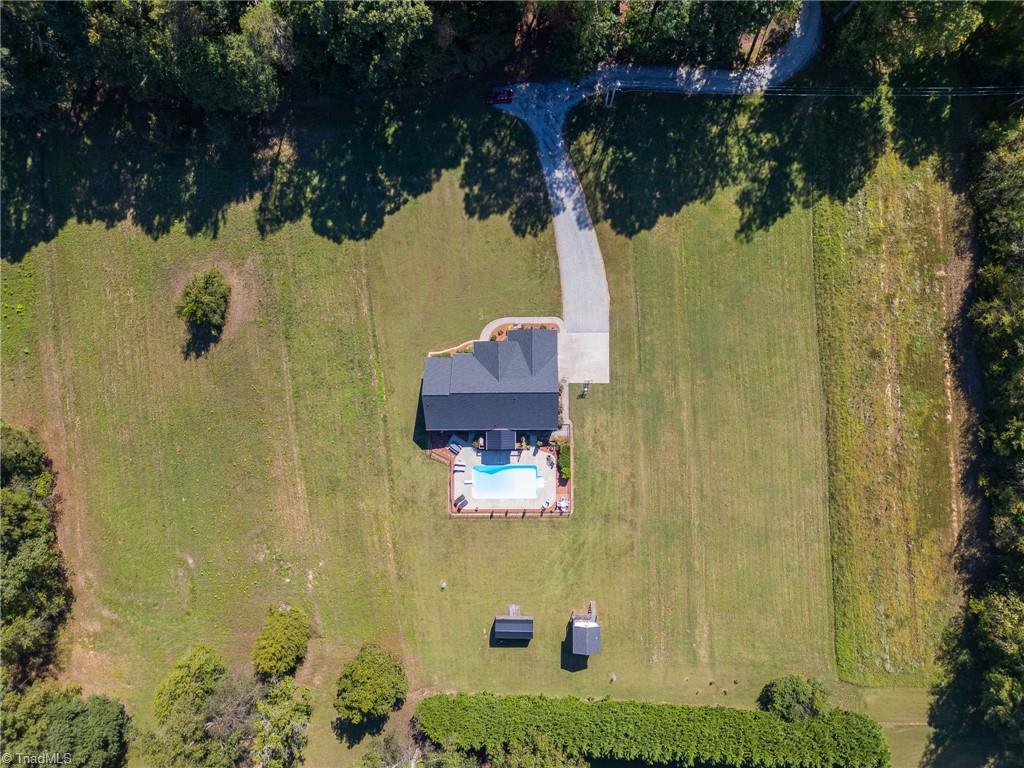 360 Sunset Road Clemmons, NC 27012 - Photo 2 of 37 6.29 acres and inground pool