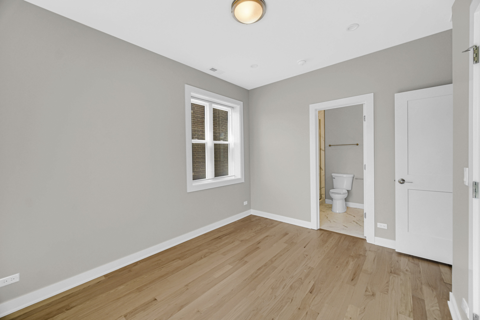 3225 South Halsted Street, Unit 2 Chicago, IL 60608 - Photo 10 of 23