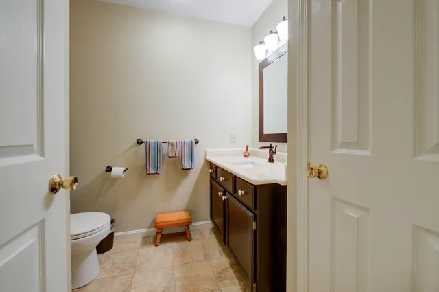 $799,900 | 6 Excalibur Court, Unit 37, Naples, ME 04055