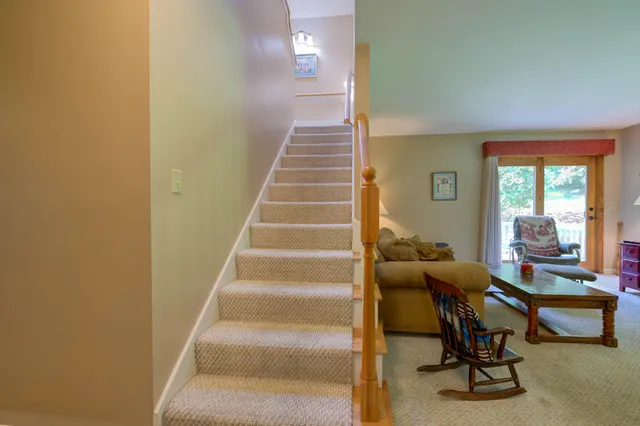 $799,900 | 6 Excalibur Court, Unit 37, Naples, ME 04055