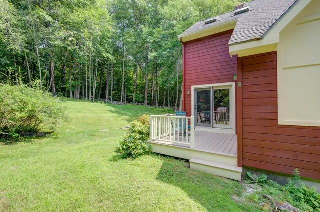 $799,900 | 6 Excalibur Court, Unit 37, Naples, ME 04055