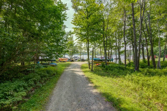 $799,900 | 6 Excalibur Court, Unit 37, Naples, ME 04055