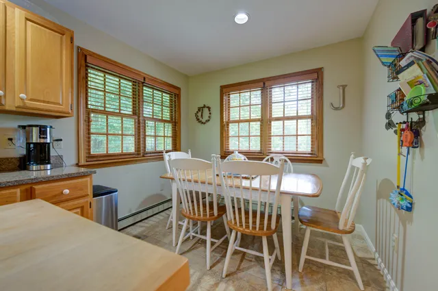$799,900 | 6 Excalibur Court, Unit 37, Naples, ME 04055