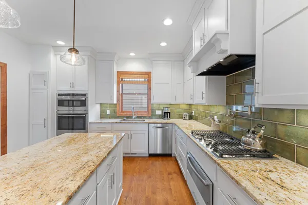 $875,000 | 2157 Juno Avenue, St. Paul, MN 55116