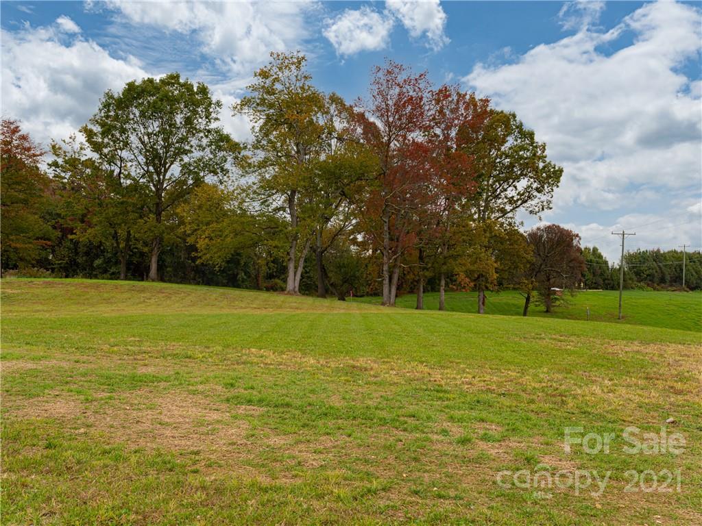 52 Majestic Ridge Road Mills River, NC 28759 - Photo 3 of 9 Gallery Image 3