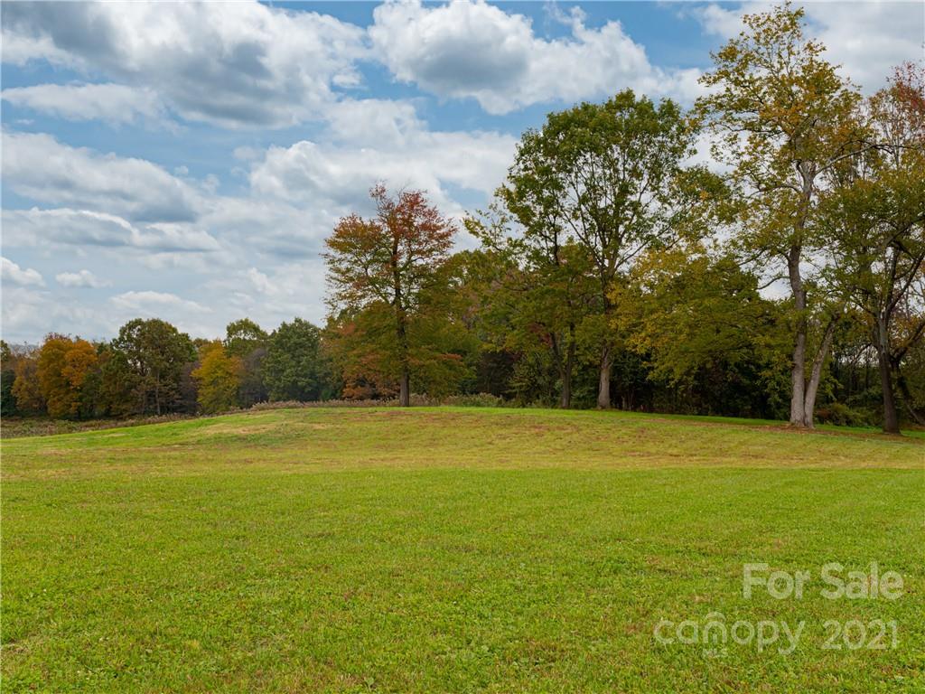52 Majestic Ridge Road Mills River, NC 28759 - Photo 5 of 9 Gallery Image 5