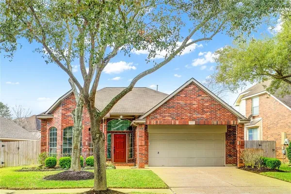 $2,400 | 4822 Silverlake Drive, Sugar Land, TX 77479