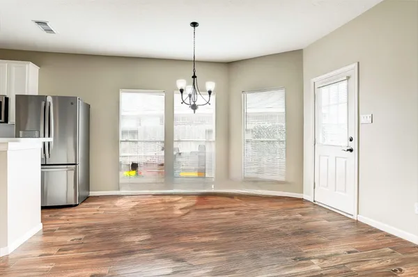 $2,400 | 4822 Silverlake Drive, Sugar Land, TX 77479