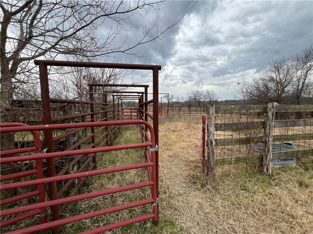 18025 Cr Sw 4310 Road Southwest Dawson, TX 76639 - Photo 12 of 39